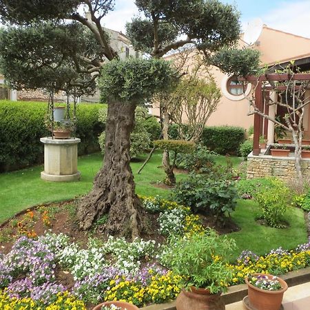 Apartments Mediteraneo Tar-Vabriga Exterior photo