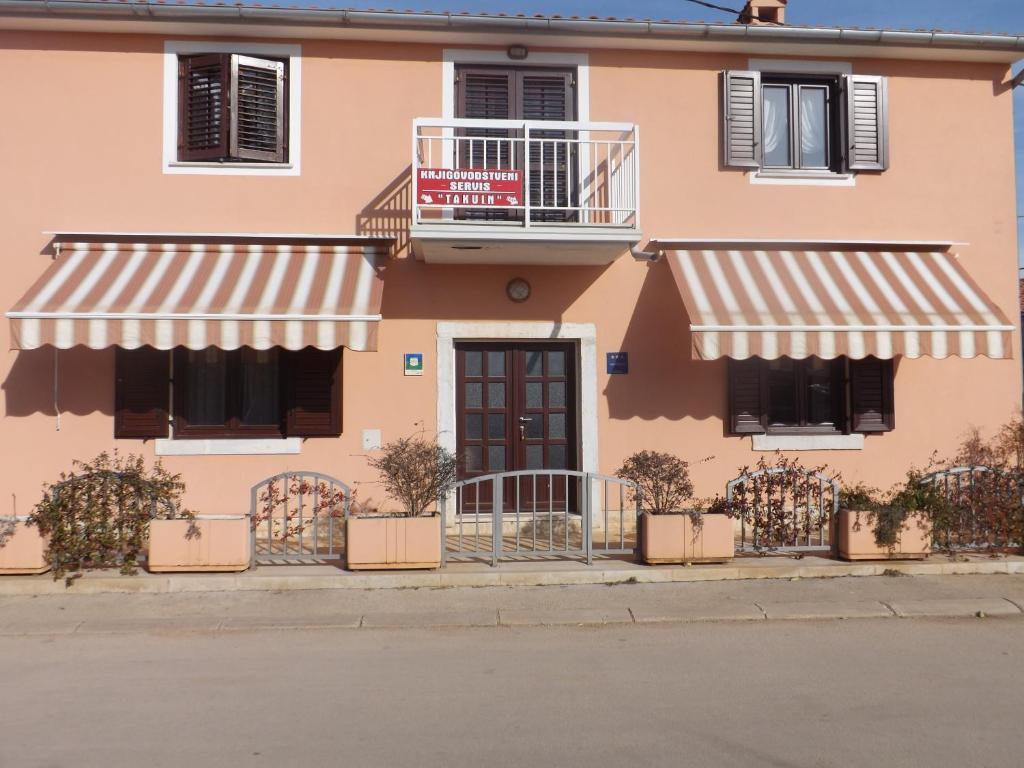 Apartments Mediteraneo Tar-Vabriga Exterior photo